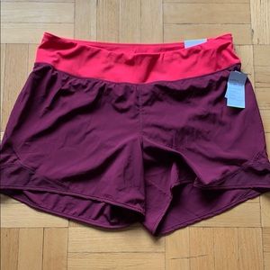 New with tags Old Navy Active Shorts